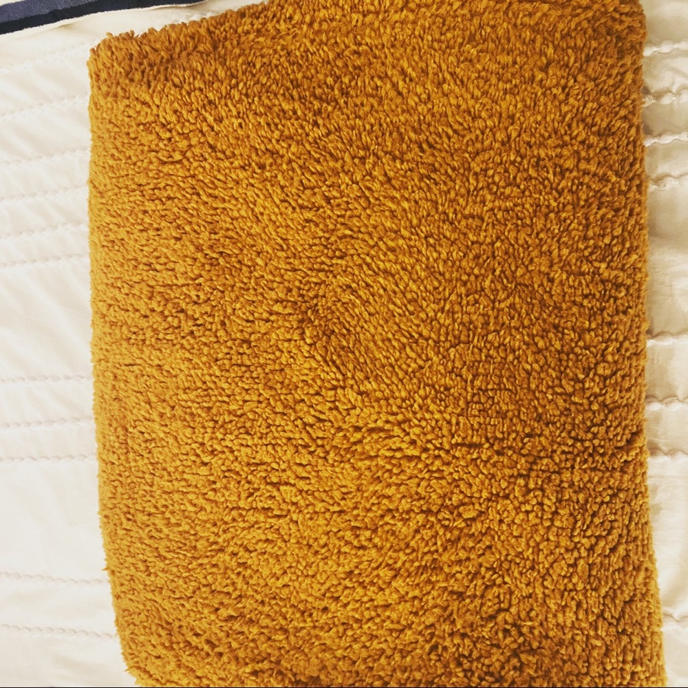 Cute orange Sherpa blanket